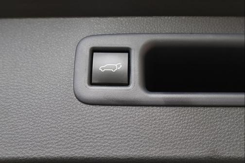 Magnetic Gray Metallic 2025 Toyota Highlander Limited