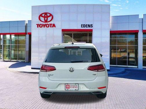 2018 Volkswagen Golf TSI S