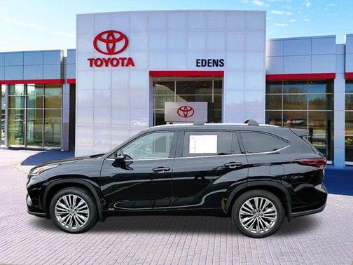 2024 Toyota Highlander Hybrid Platinum