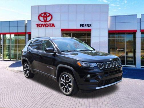 Diamond Black Crystal Pearlcoat 2022 Jeep Compass Limited