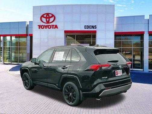 2024 Toyota RAV4 Hybrid SE