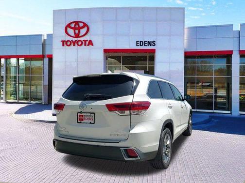 2019 Toyota Highlander Limited Platinum