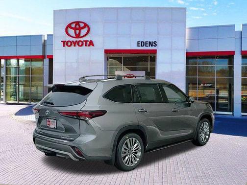 2026 Toyota Highlander Platinum