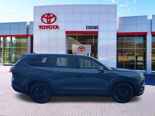 2025 Toyota Highlander LE