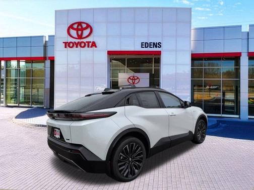 Wind Chill Pearl w/Midnight Black Metallic Roof 2026 Toyota C-HR XSE
