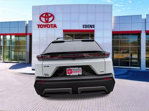 Wind Chill Pearl w/Midnight Black Metallic Roof 2026 Toyota C-HR XSE