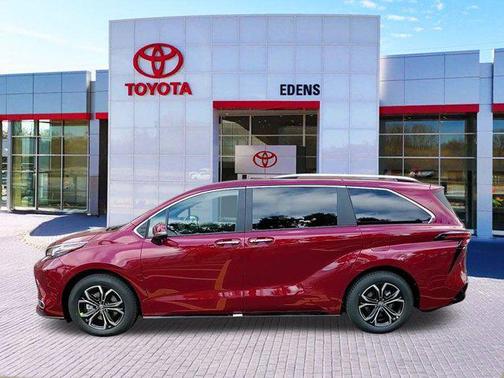2025 Toyota Sienna Platinum 7 Passenger