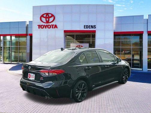 2025 Toyota Corolla Hybrid SE