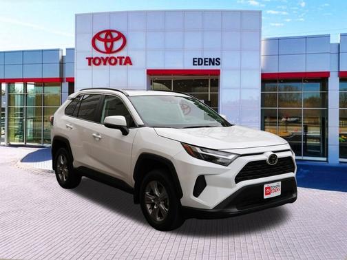 Ice Cap 2025 Toyota RAV4 XLE