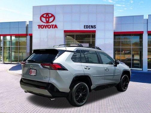 2025 Toyota RAV4 Hybrid SE