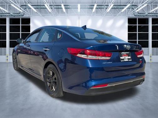 2018 Kia Optima LX Turbo
