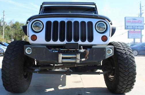 Photo 2 of 19 of 2012 Jeep Wrangler Sport