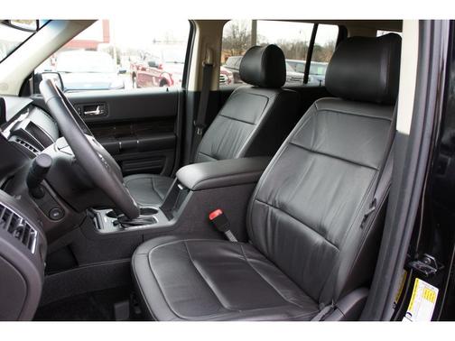 Photo 3 of 26 of 2019 Ford Flex SEL