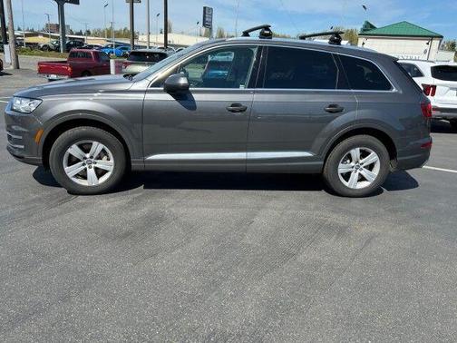 2019 Audi Q7 45 Premium Plus