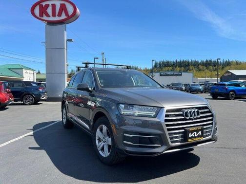 2019 Audi Q7 45 Premium Plus