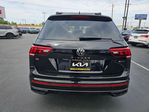 2023 Volkswagen Tiguan 2.0T SE R-Line Black
