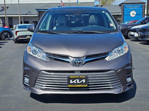 2019 Toyota Sienna Limited