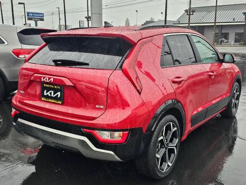 2024 Kia Niro EX Touring