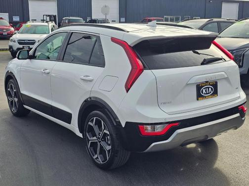 2023 Kia Niro EX
