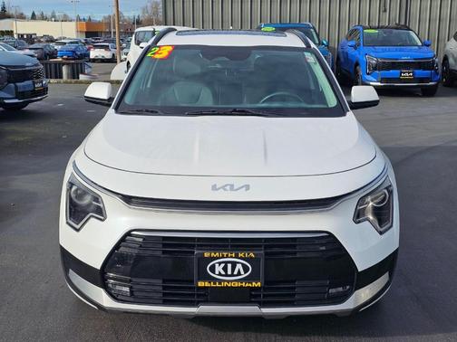 2023 Kia Niro EX
