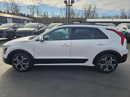 2023 Kia Niro EX