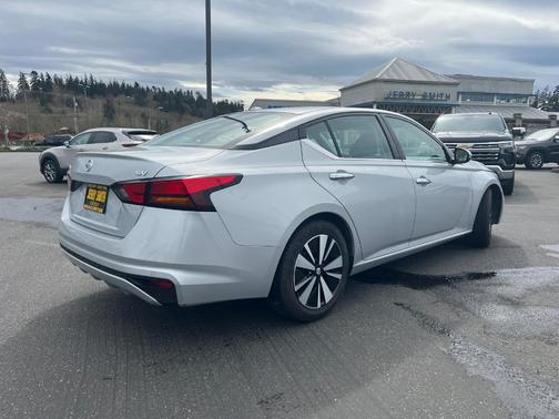 2021 Nissan Altima 2.5 SV