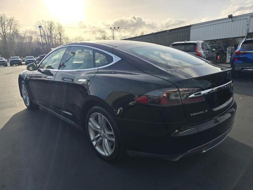 2013 Tesla Model S Base