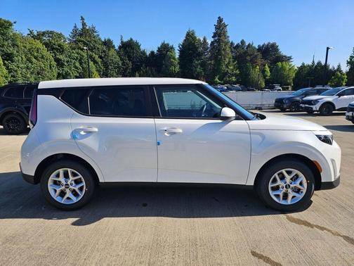 2025 Kia Soul S