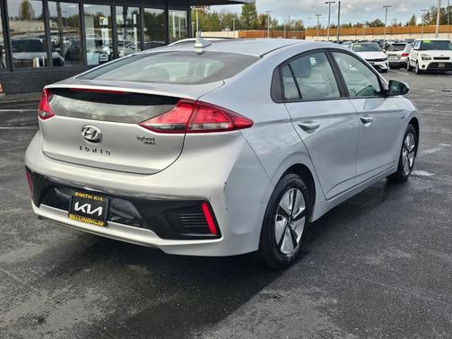 2017 Hyundai IONIQ Hybrid Blue