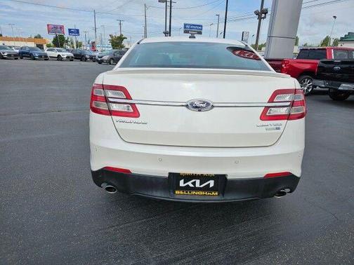 2016 Ford Taurus Limited