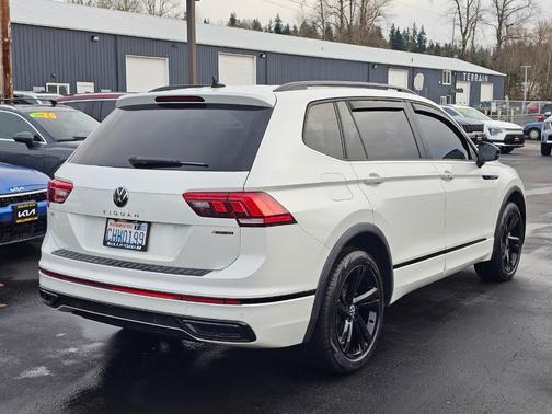 2023 Volkswagen Tiguan 2.0T SE R-Line Black