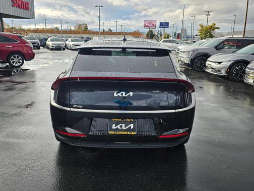 2022 Kia EV6 Wind