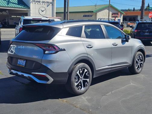 2025 Kia Sportage EX