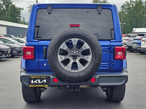 Ocean Blue Metallic 2019 Jeep Wrangler Unlimited Sahara