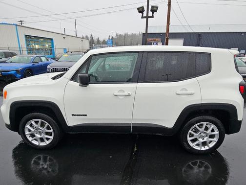 2023 Jeep Renegade Latitude