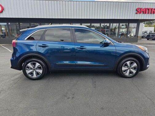 2021 Kia Niro LX