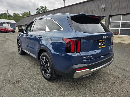2024 Kia Sorento S
