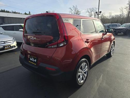 2022 Kia Soul LX
