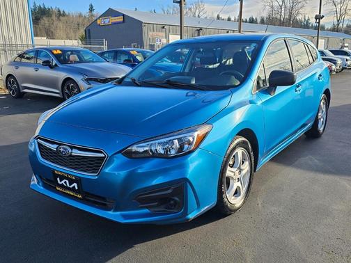 2017 Subaru Impreza 2.0i