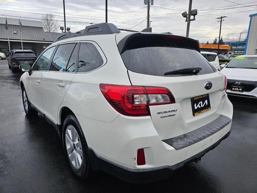 2017 Subaru Outback 2.5i Premium