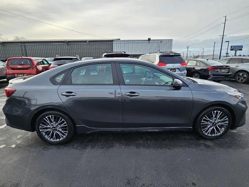 2022 Kia Forte GT-Line