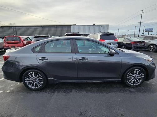 2022 Kia Forte GT-Line