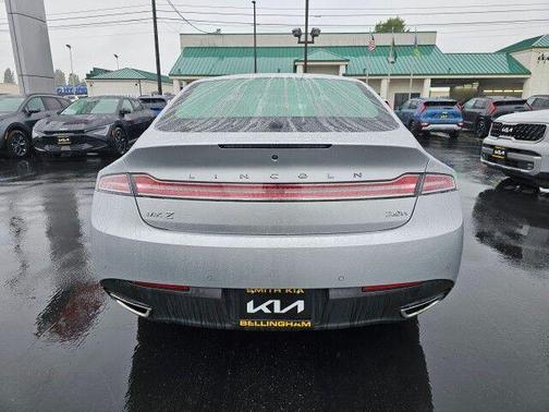 2015 Lincoln MKZ Hybrid Base