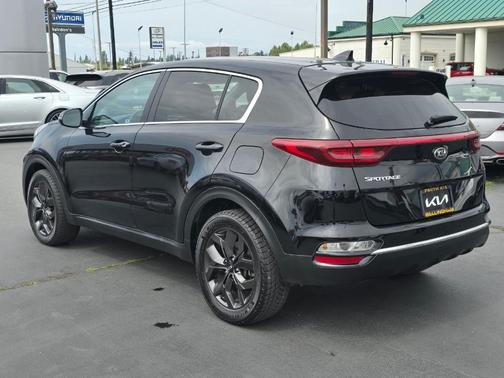 2022 Kia Sportage LX