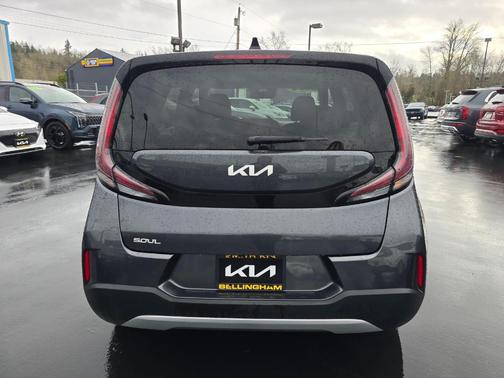 2024 Kia Soul LX