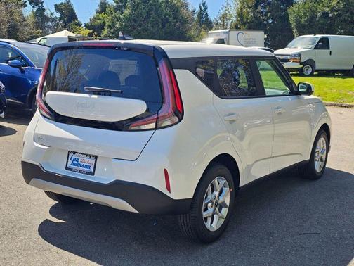 2025 Kia Soul S