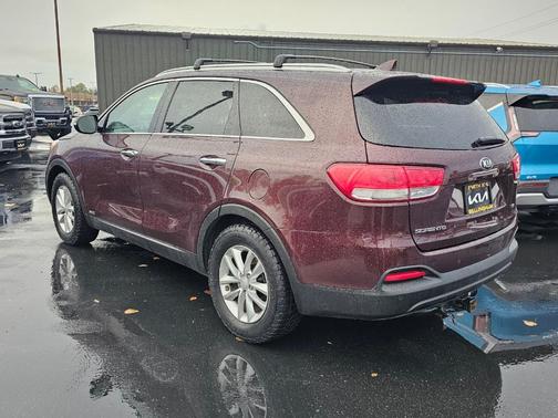 2018 Kia Sorento LX