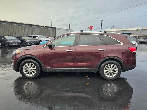 2018 Kia Sorento LX