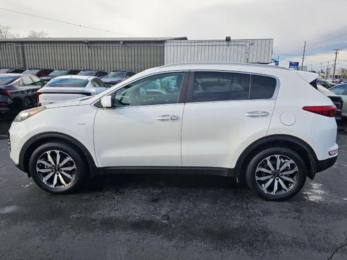 2017 Kia Sportage EX