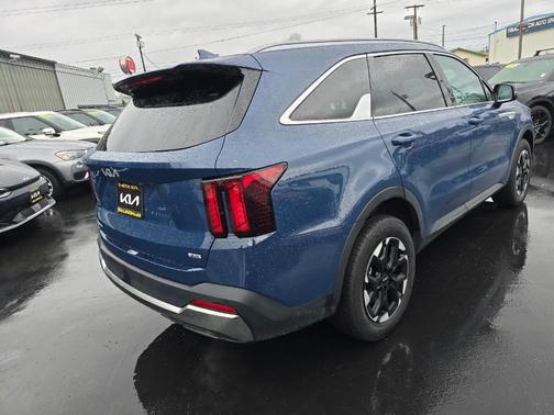 2024 Kia Sorento S